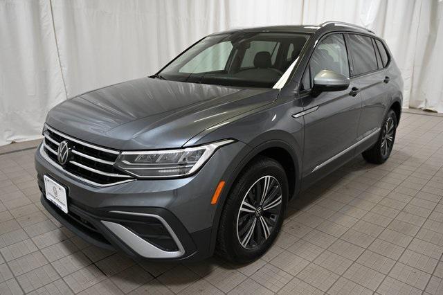 new 2024 Volkswagen Tiguan car, priced at $32,208