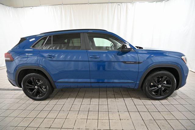 new 2025 Volkswagen Atlas Cross Sport car, priced at $50,106