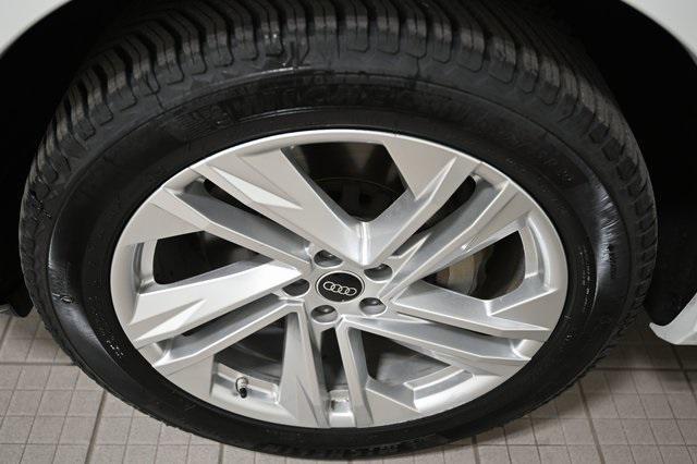 used 2023 Audi Q7 car, priced at $43,990