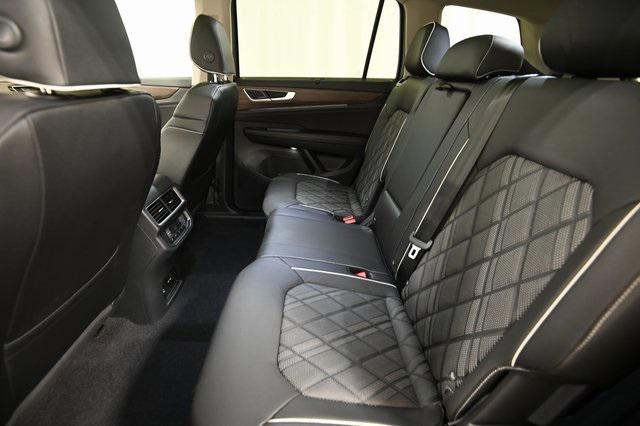 new 2026 Volkswagen Atlas car, priced at $54,044