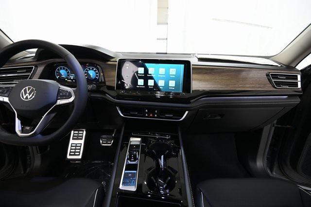 new 2026 Volkswagen Atlas car, priced at $54,044