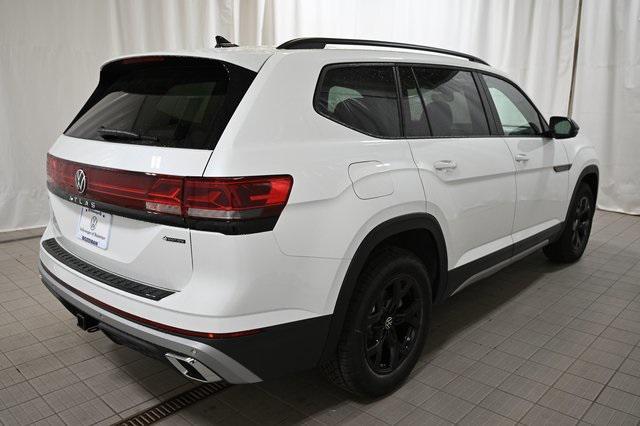 new 2024 Volkswagen Atlas car, priced at $48,279