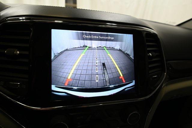 used 2020 Jeep Grand Cherokee car, priced at $27,490