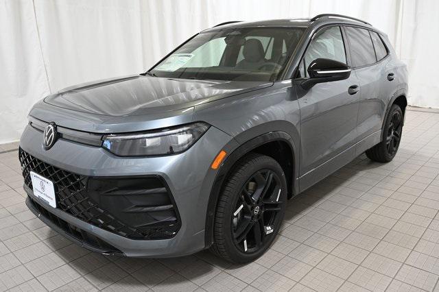 new 2025 Volkswagen Tiguan car, priced at $37,438