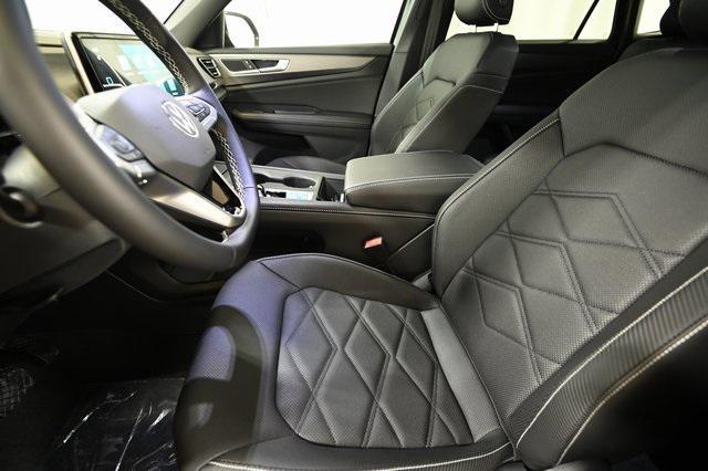 new 2026 Volkswagen Atlas Cross Sport car, priced at $41,885