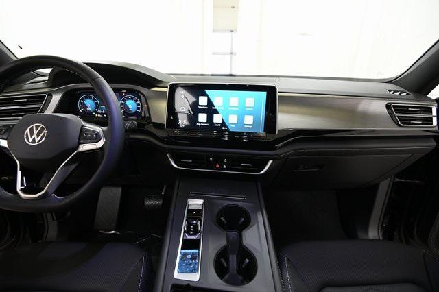 new 2026 Volkswagen Atlas Cross Sport car, priced at $41,885