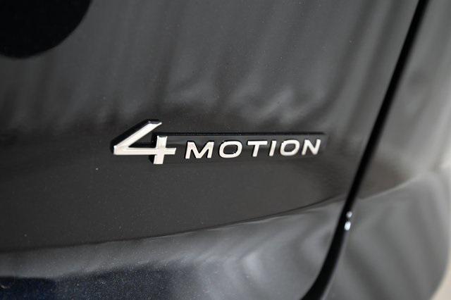 new 2026 Volkswagen Atlas Cross Sport car, priced at $41,885