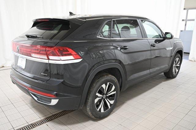 new 2026 Volkswagen Atlas Cross Sport car, priced at $41,885