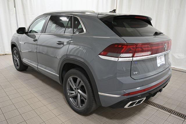 new 2024 Volkswagen Atlas Cross Sport car, priced at $46,680