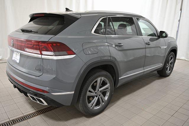 new 2024 Volkswagen Atlas Cross Sport car, priced at $46,680