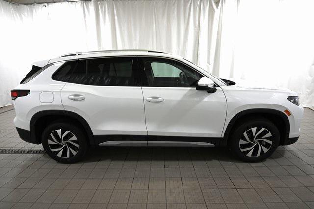 new 2025 Volkswagen Tiguan car, priced at $31,194