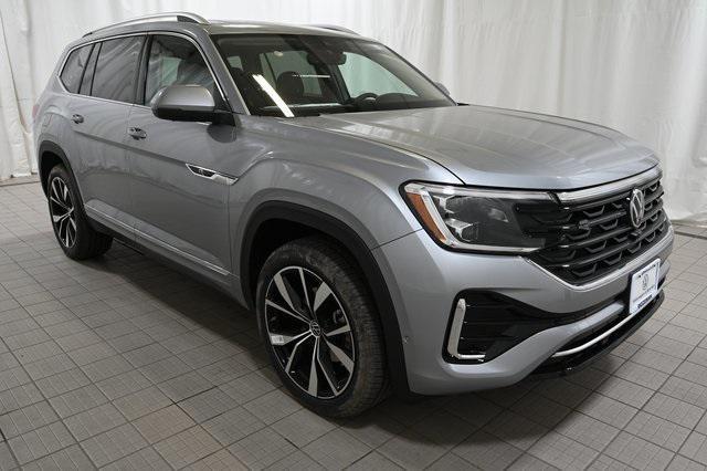 new 2026 Volkswagen Atlas car, priced at $54,590