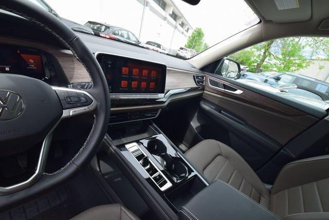 used 2025 Volkswagen Atlas car, priced at $48,990