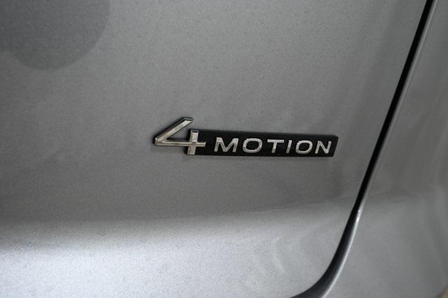 new 2026 Volkswagen Atlas Cross Sport car, priced at $53,152