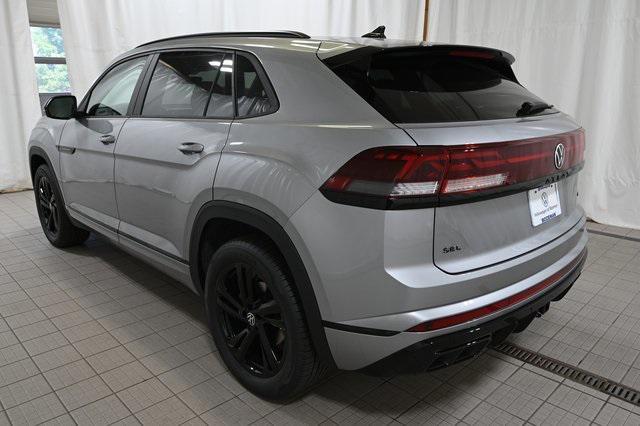 new 2026 Volkswagen Atlas Cross Sport car, priced at $53,152