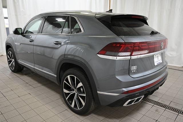 new 2024 Volkswagen Atlas Cross Sport car, priced at $49,303