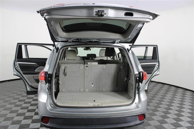 used 2019 Toyota Highlander car, priced at $18,995
