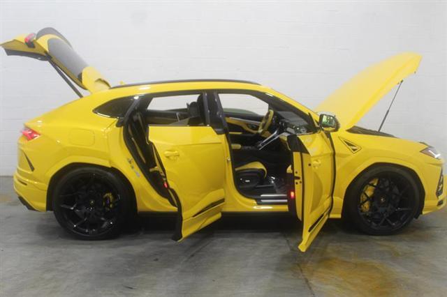 used 2019 Lamborghini Urus car, priced at $214,444