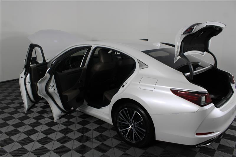 used 2022 Lexus ES 350 car, priced at $27,444