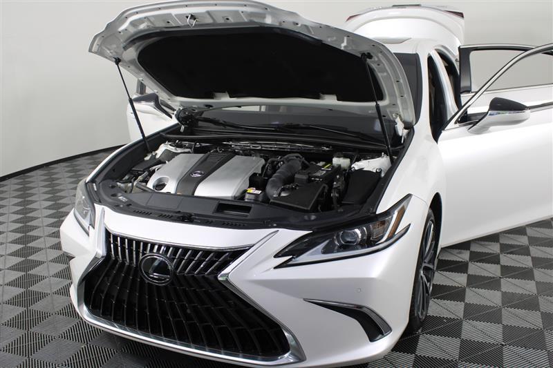 used 2022 Lexus ES 350 car, priced at $27,444