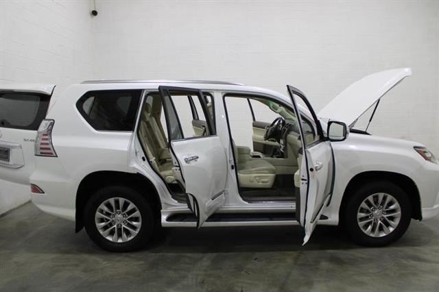 used 2014 Lexus GX 460 car, priced at $25,444