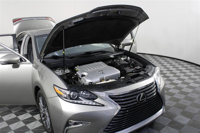 used 2018 Lexus ES 350 car, priced at $15,995