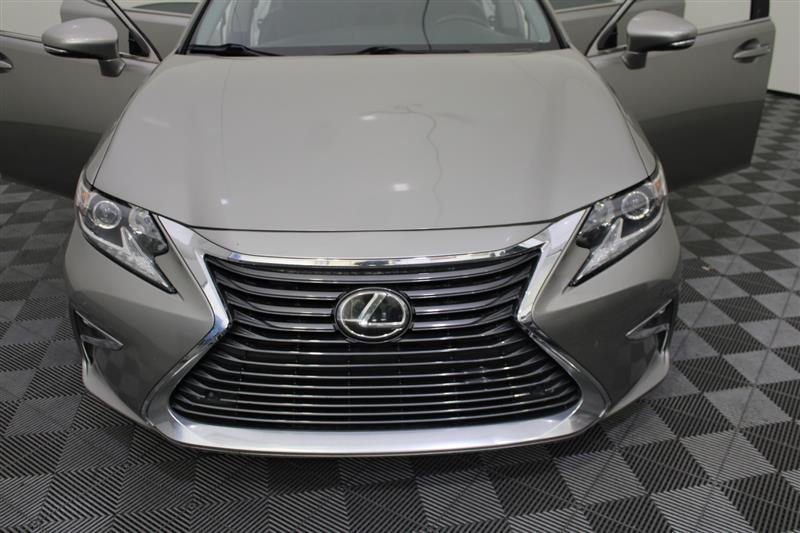 used 2018 Lexus ES 350 car, priced at $15,995