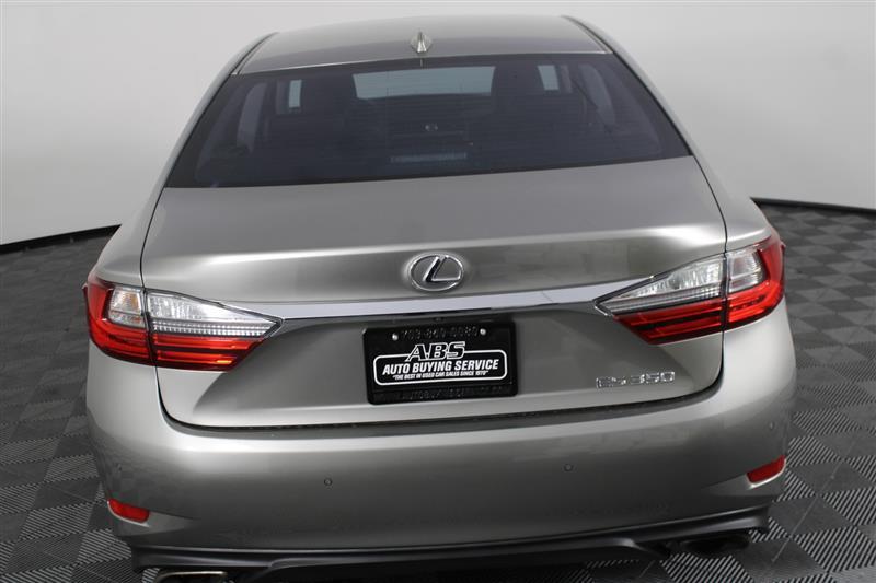 used 2018 Lexus ES 350 car, priced at $15,995