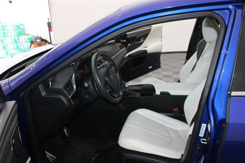 used 2021 Lexus ES 350 car, priced at $31,995
