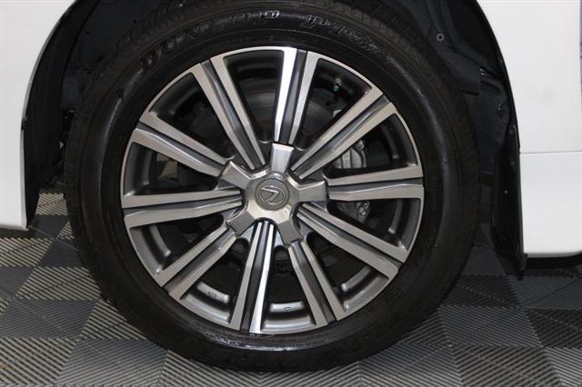used 2016 Lexus LX 570 car, priced at $47,444