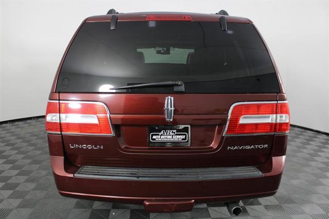 used 2013 Lincoln Navigator car, priced at $10,995