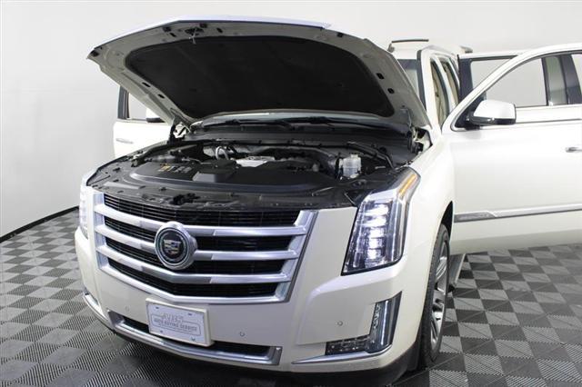 used 2015 Cadillac Escalade ESV car, priced at $22,995