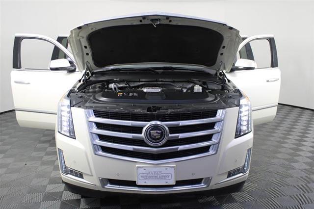 used 2015 Cadillac Escalade ESV car, priced at $22,995