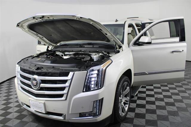 used 2015 Cadillac Escalade ESV car, priced at $22,995