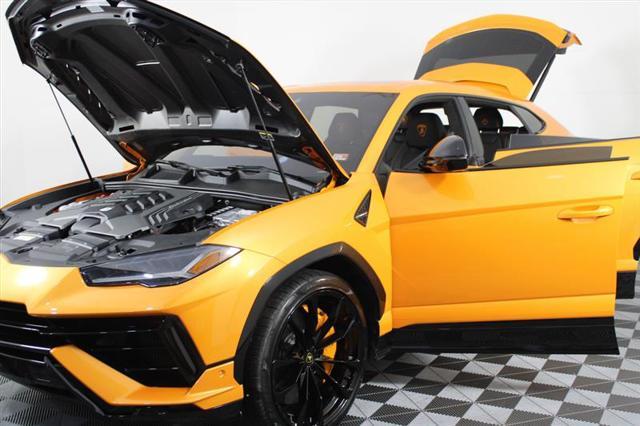 used 2024 Lamborghini Urus car, priced at $294,444