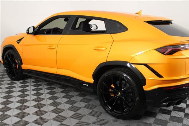 used 2024 Lamborghini Urus car, priced at $294,444