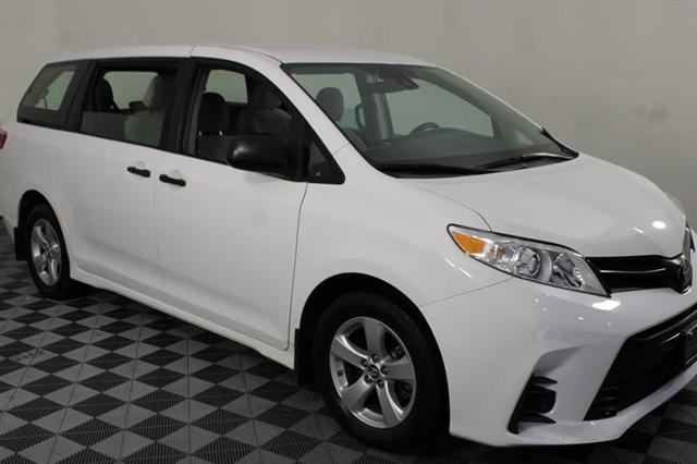 used 2018 Toyota Sienna car, priced at $17,444