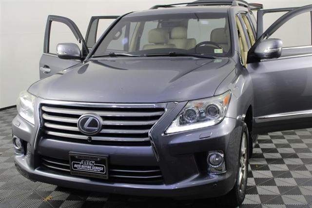 used 2013 Lexus LX 570 car, priced at $23,995