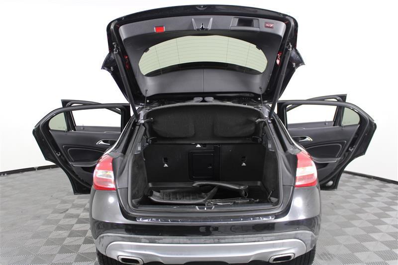used 2017 Mercedes-Benz GLA 250 car, priced at $12,995