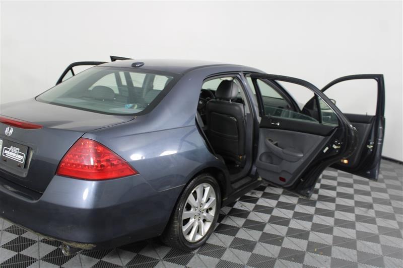 used 2007 Honda Accord car, priced at $5,995