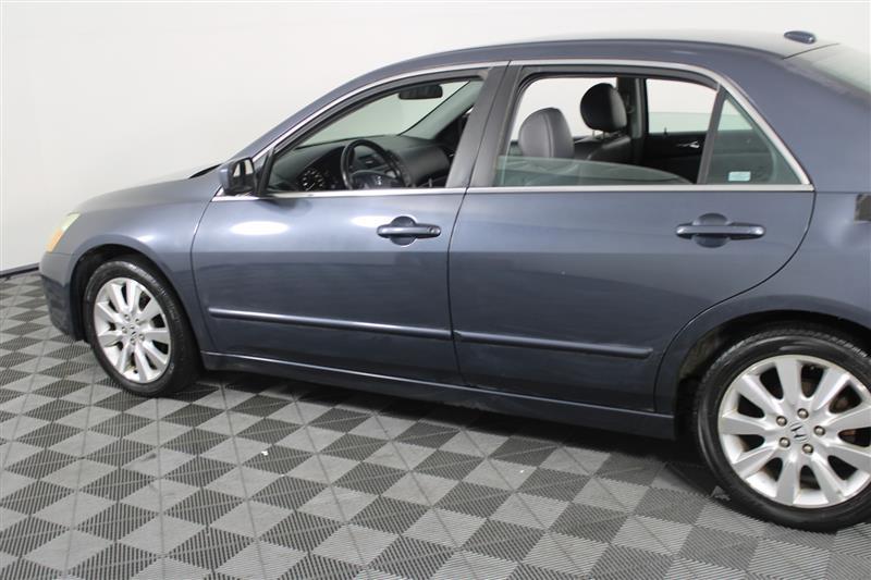 used 2007 Honda Accord car, priced at $5,500
