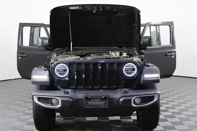 used 2022 Jeep Gladiator car, priced at $25,444