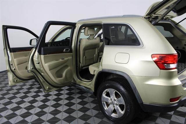 used 2012 Jeep Grand Cherokee car, priced at $13,495