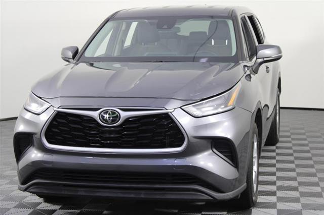 used 2021 Toyota Highlander car, priced at $23,444