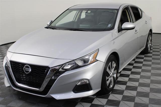 used 2019 Nissan Altima car, priced at $13,995