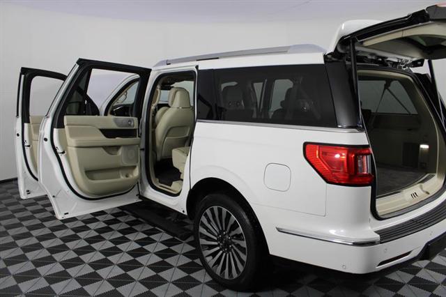 used 2020 Lincoln Navigator car, priced at $43,995