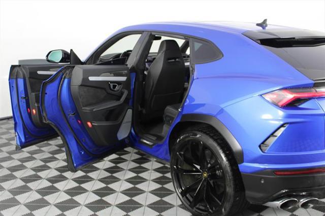 used 2019 Lamborghini Urus car, priced at $167,995