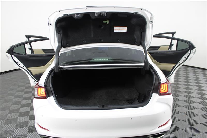 used 2019 Lexus ES 350 car, priced at $24,995