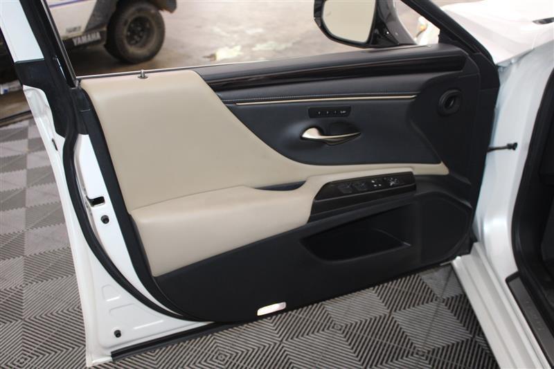 used 2019 Lexus ES 350 car, priced at $24,995