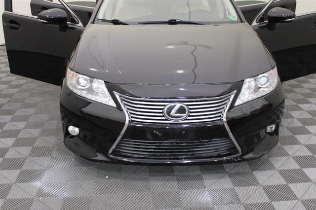 used 2013 Lexus ES 350 car, priced at $10,995